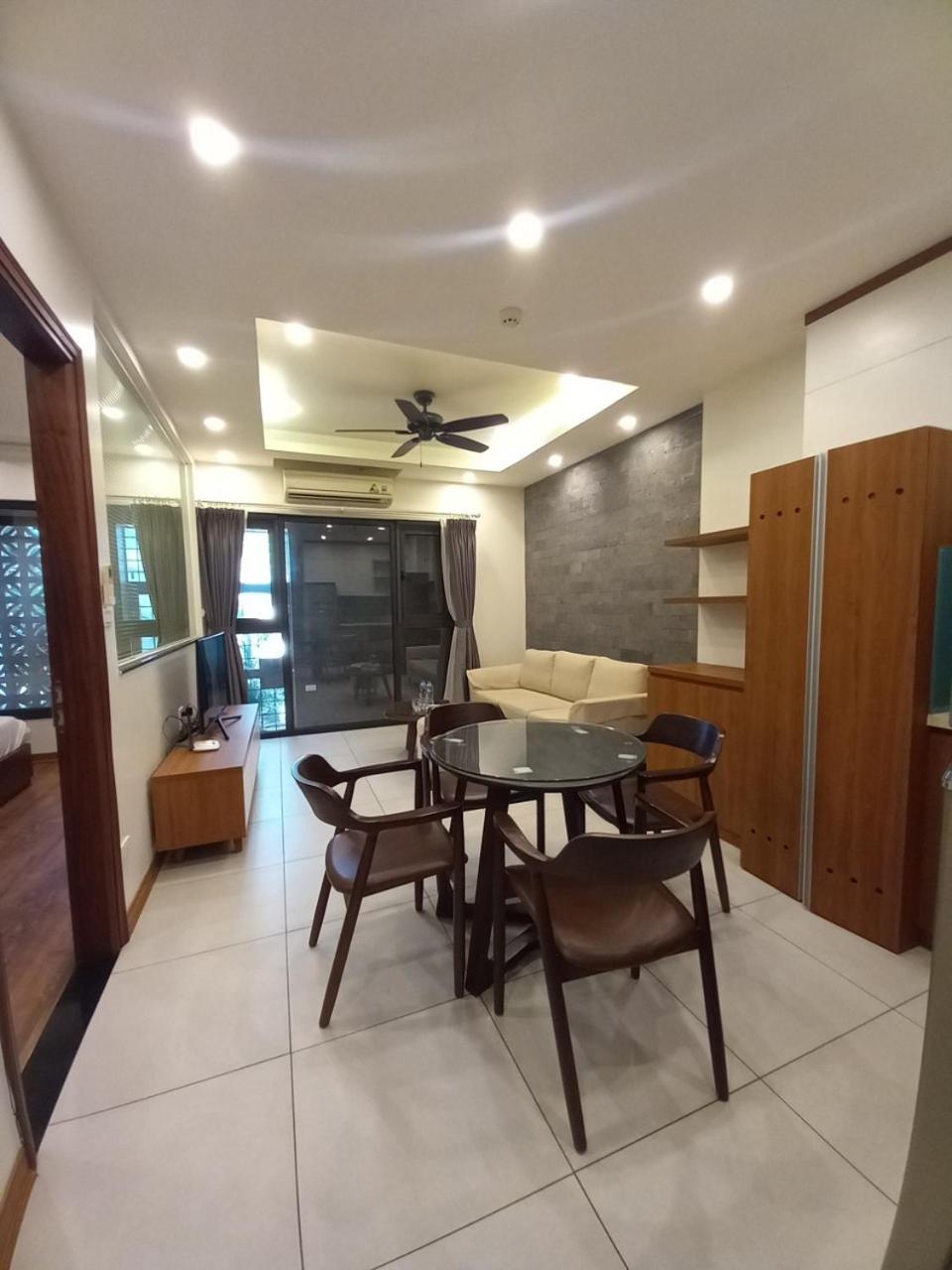 Luxe Paradise Residence Trinh Cong Son Hanoi Exteriör bild